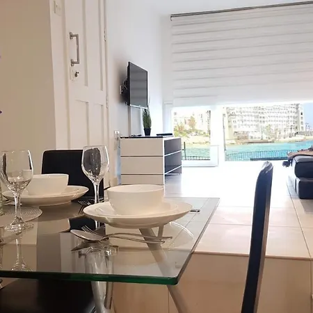 Spinola Seafront San Julián