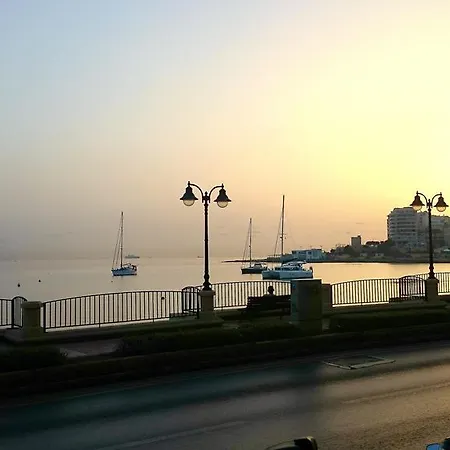 アパート Spinola Seafront Saint Julian's