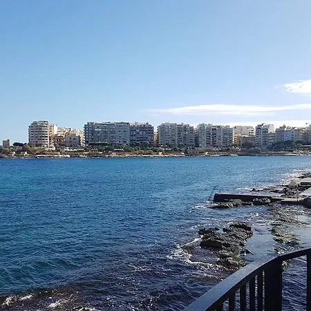Spinola Seafront Apartment Saint Julian's
