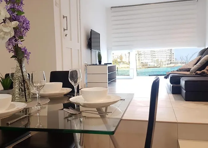 Spinola Seafront San Ġiljan