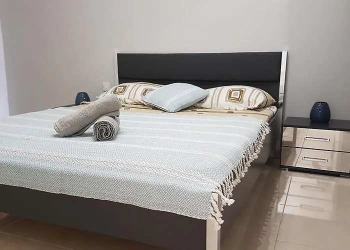 Spinola Seafront Appartement *